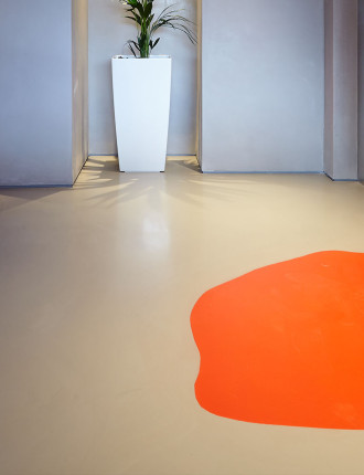 Poured resin floors at Twickenham Studios