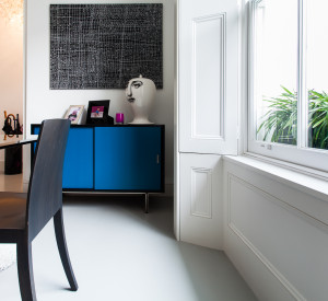 Resin floors in private home living room